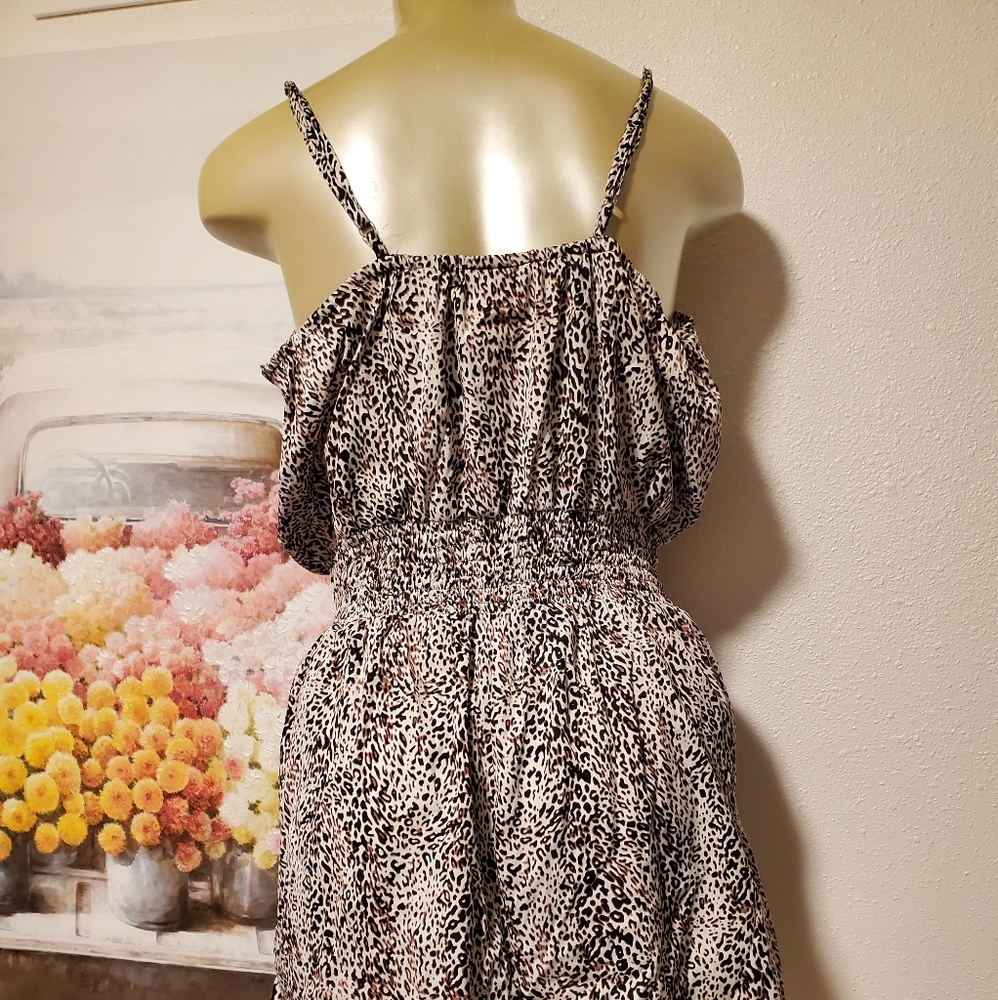 Fashion Web Rompers - Picture 3 of 6